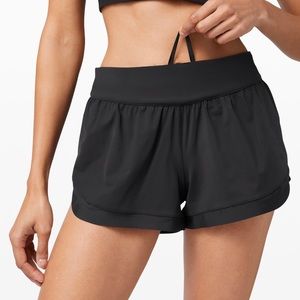 Lululemon calm tide run shorts 2.5”